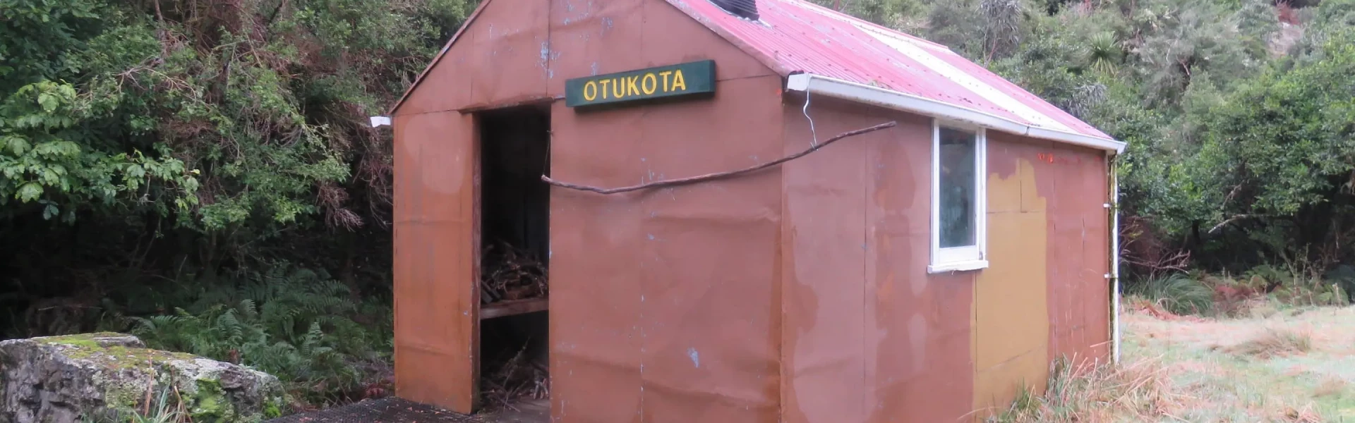 Otukota Hut.MWTW.Benjamin Pigott