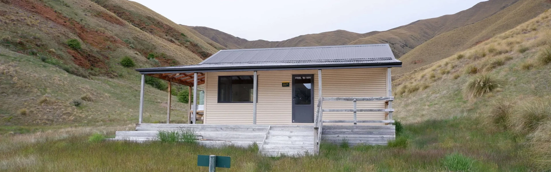 Roses Hut.OTA.Ambrose Ledbrook