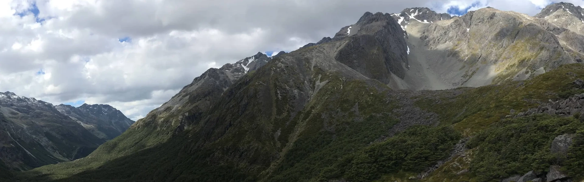 WTCCAN.Lewis Pass Waiau Pass Blue Lake Route.Loic Lassueur